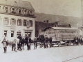 Ochsenplatz mit Gasthof Ochsen rechts ist noch ein Stück Schule erkennbar